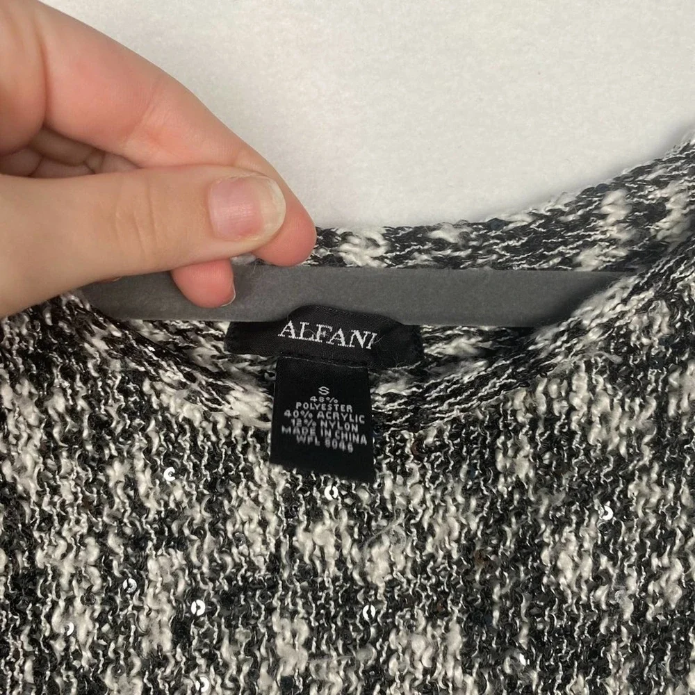 Alfani‎ Women's Size S Black and White with Sparkles Crewneck Pullover Sweater - Picture 3 of 7